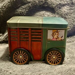 😉Bundle Days😉 1993 Thomas Gianni’s American Landscapes Tin Vehicle #3 The Market